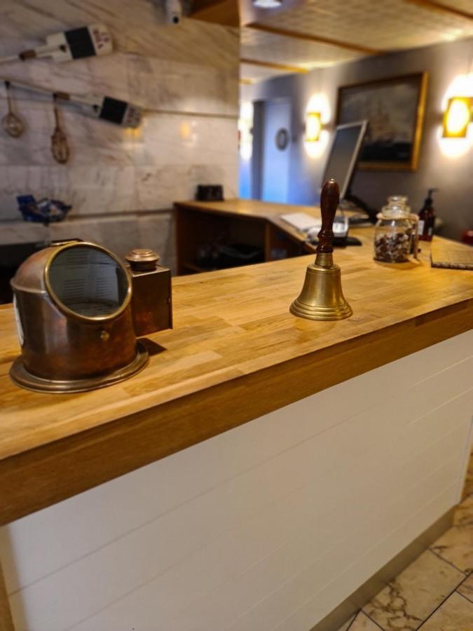 Hamnhotellet Kronan Landskrone Extérieur photo